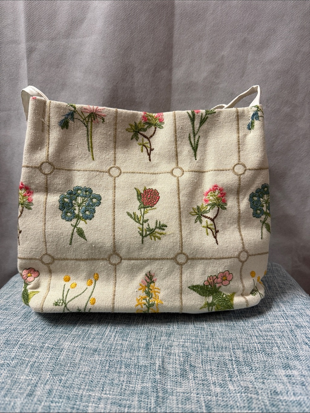 Cream Floral Embroidered Tote Bag